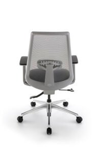 Vitta-staff-posterior